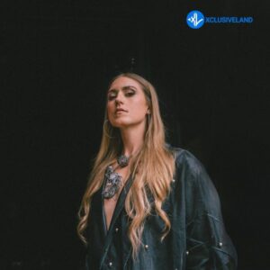 Gemma Griffiths – Holy Ft. Peruzzi